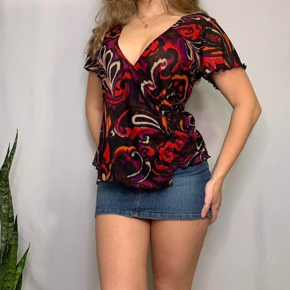 Sag Harbor Funky Wrap V-Neck Womens Short Sleeve Blouse Top - Picture 2 of 6